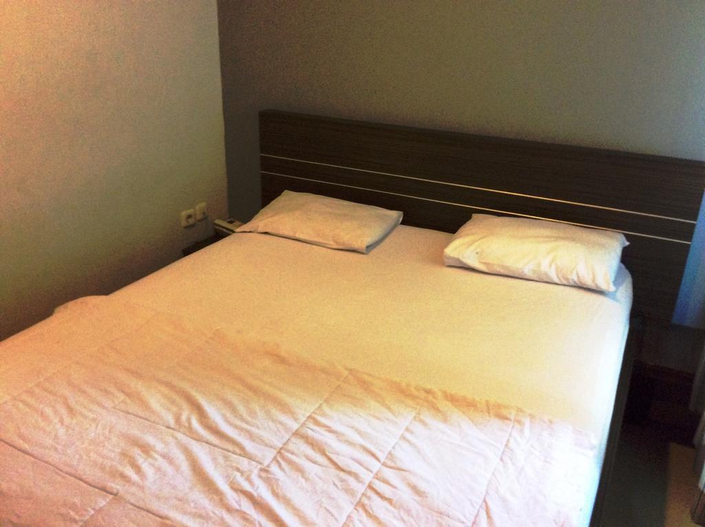 Hotel Diamond Makassar Ruang foto